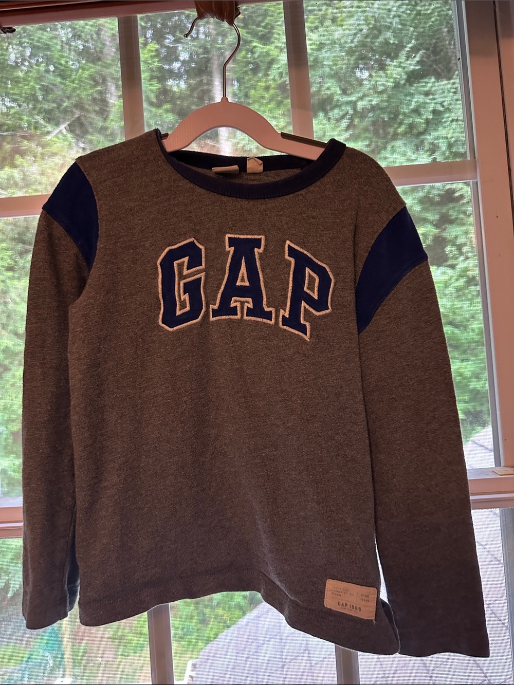 GAP Boys Charcoal Crewneck with Blue Shoulder detail
